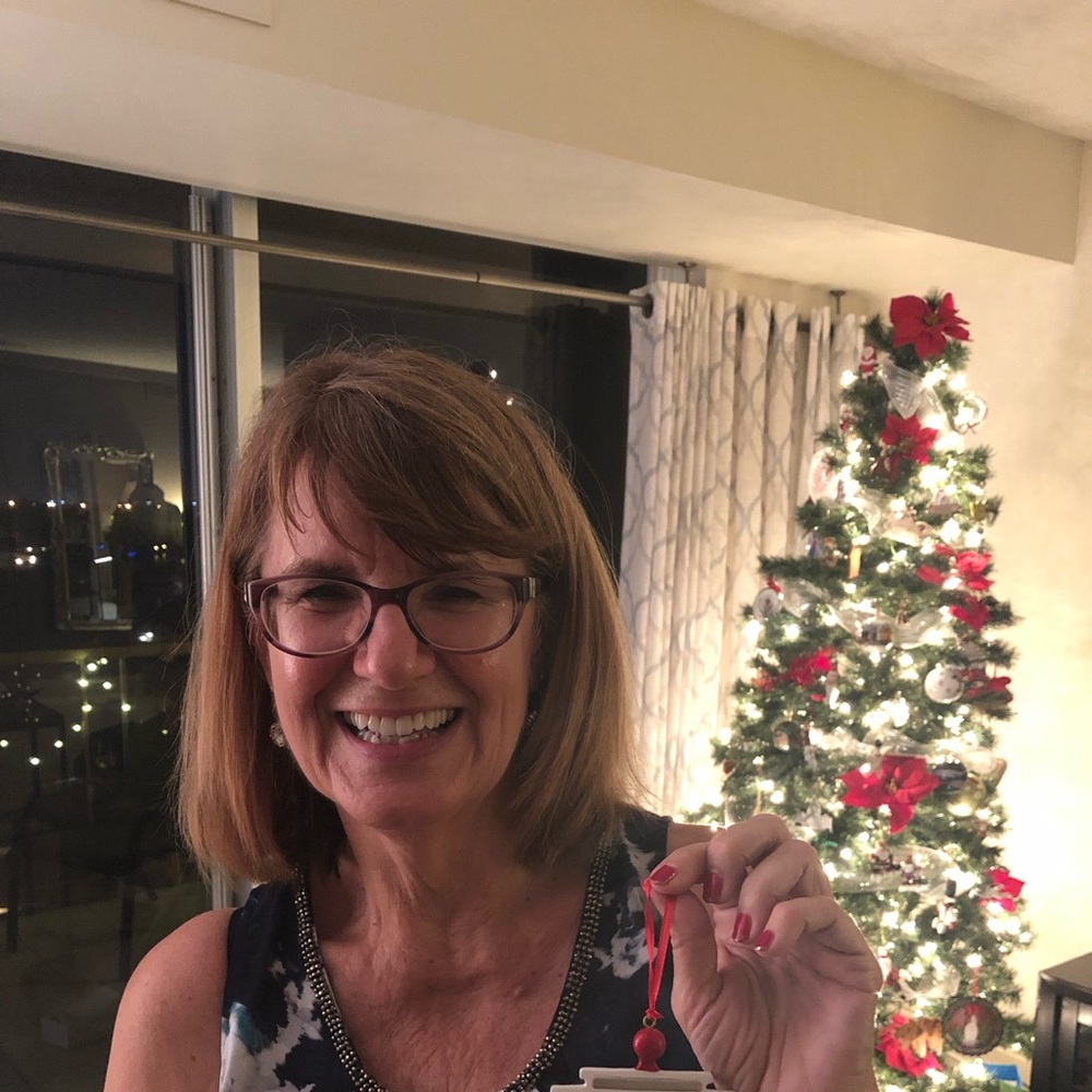 Meet your Posher, Cynthia